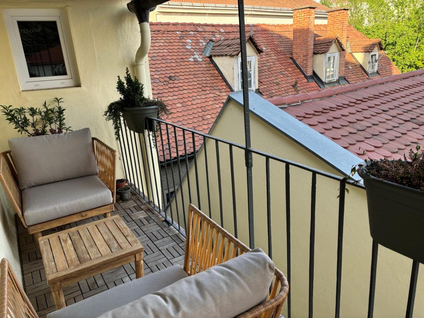 Apartment Neues Im Zentrum Von Fuer 2 Personen Graz