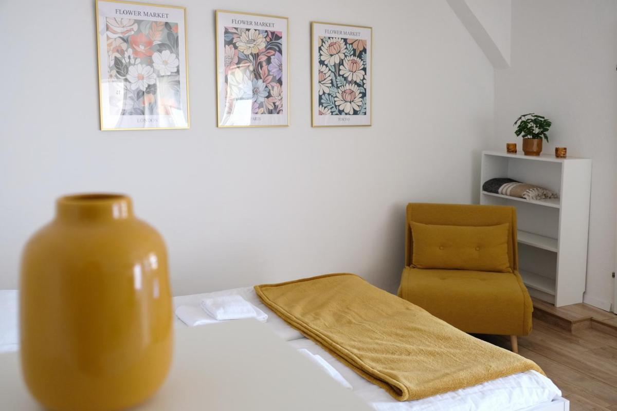 Neues Im Zentrum Von Fuer 2 Personen *